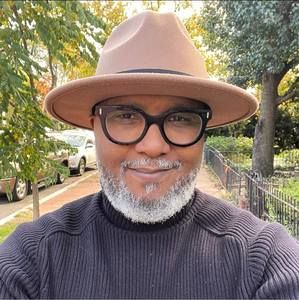 Meet your Posher, Damon